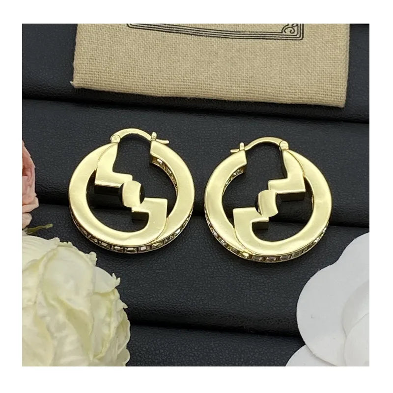 Alphabet's New Classic Stud Earrings, Light Luxury, Niche High-end Stud Pins